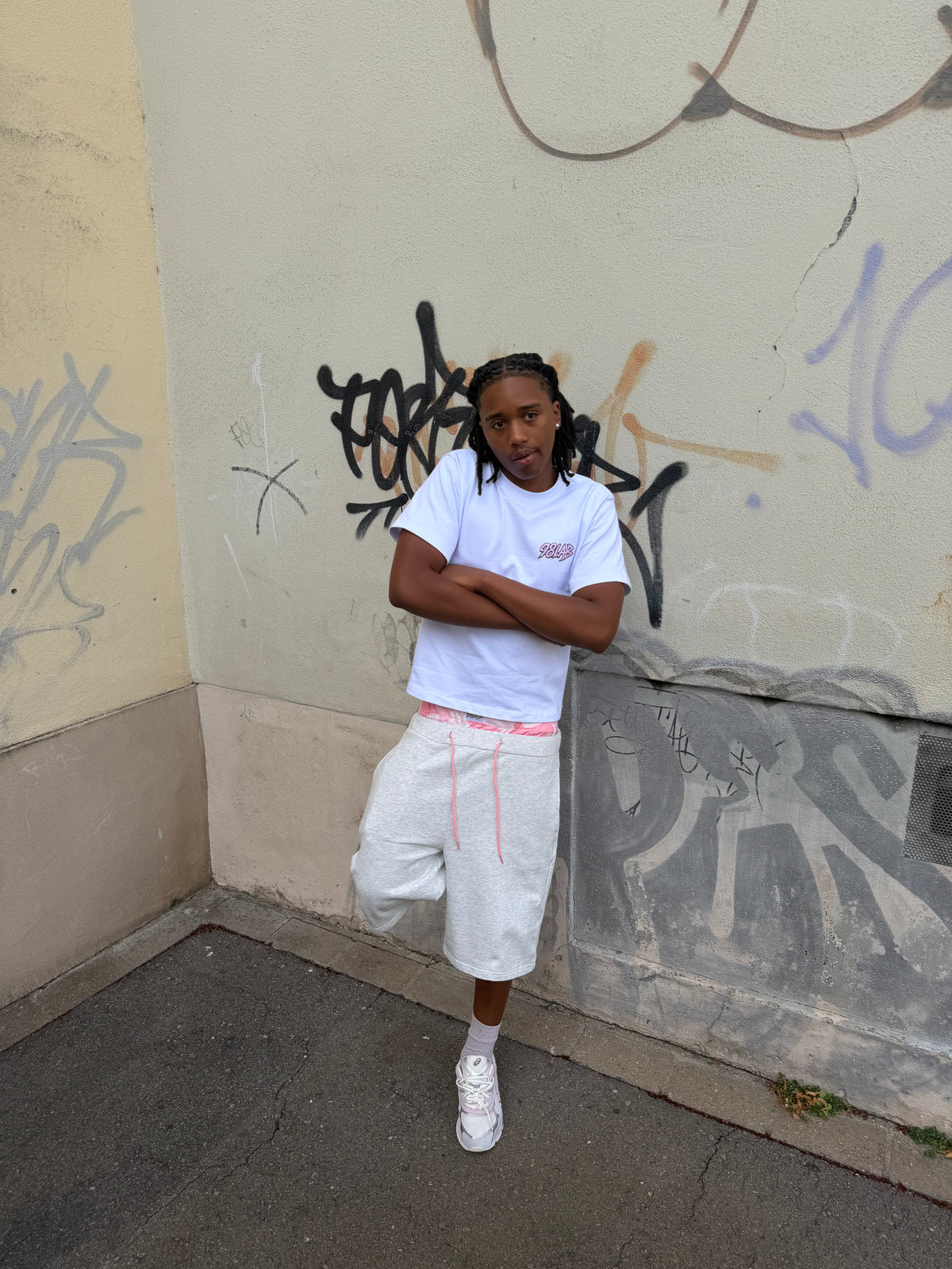 98LAB WHITE/PINK CAMO GRAPHIC TEE